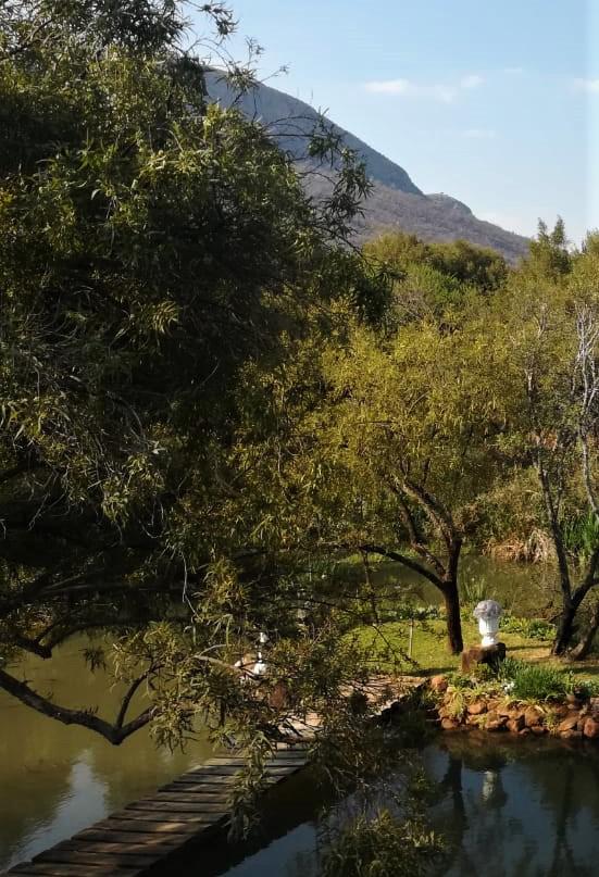 4 Bedroom Property for Sale in Hartbeespoort Rural North West
